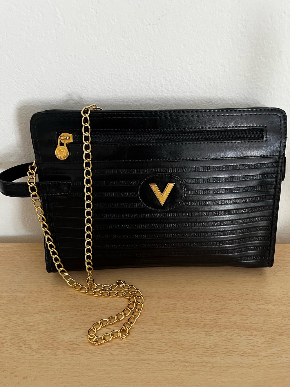 Vintage 80s Mario Valentino Black Embossed Leather Wristlet Clutch,Unbrand Chain